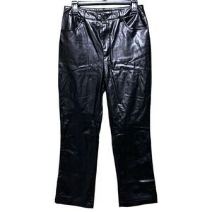 NWT PrettyLittleThing Women’s Faux Leather‎ Pants Black Size 6